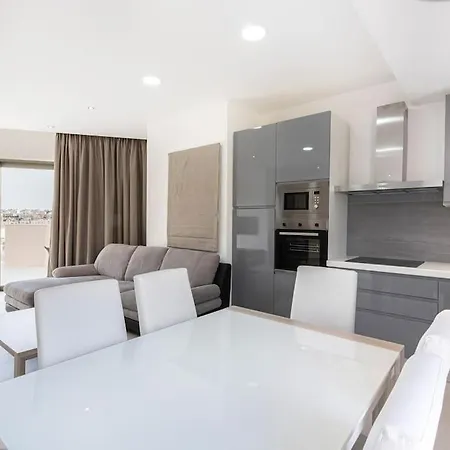 Apartament Sky Sunny Penthouse In Swieqi Pv By 360 Estates