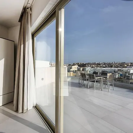 Sky Sunny Penthouse In Swieqi Pv By 360 Estates 公寓 *