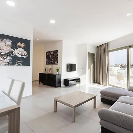 Sky Sunny Penthouse In Swieqi Pv By 360 Estates